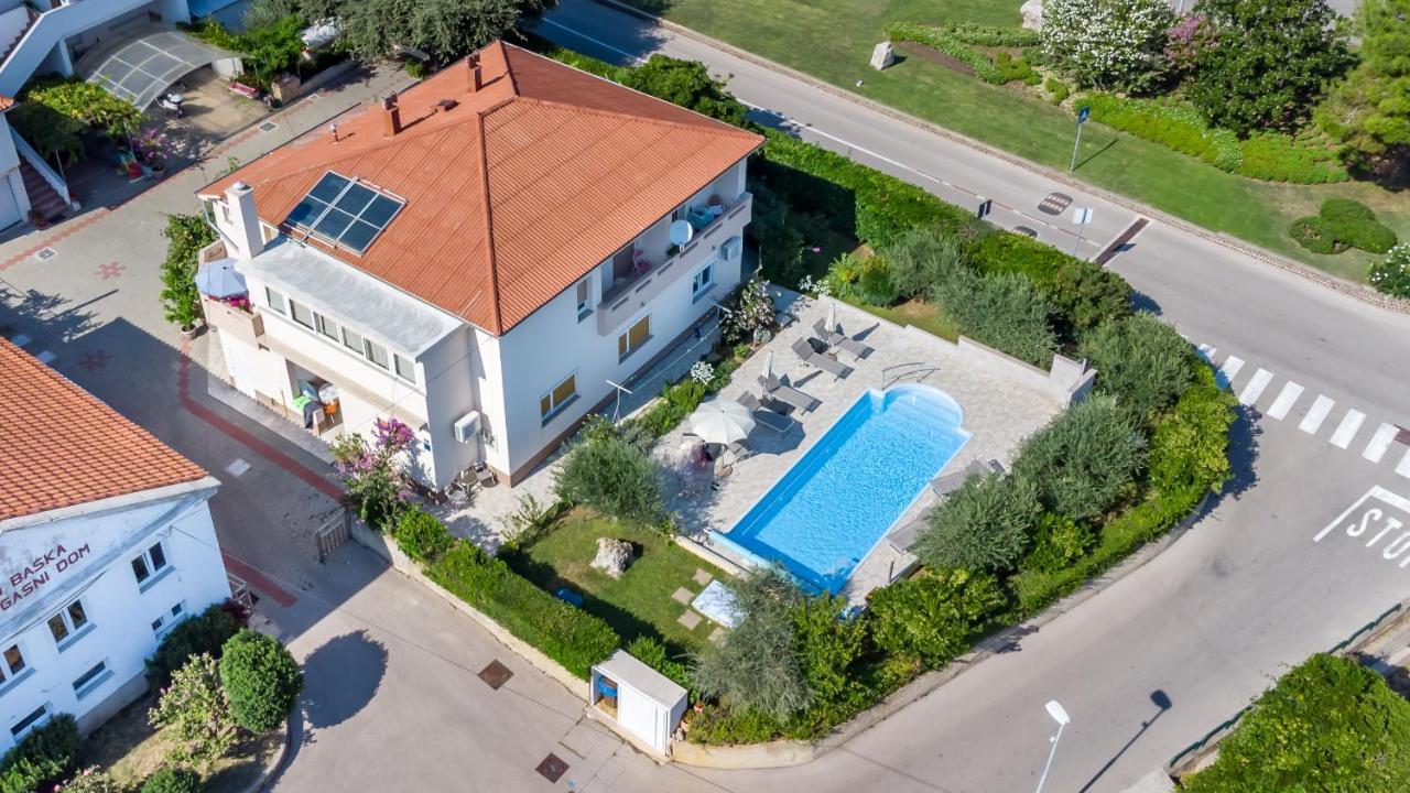 Meri Baška Kültér fotó